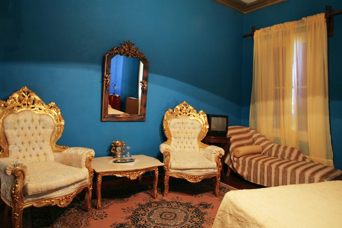 Imagen de los interiores del Hotel Ilion Suites. Foto 14