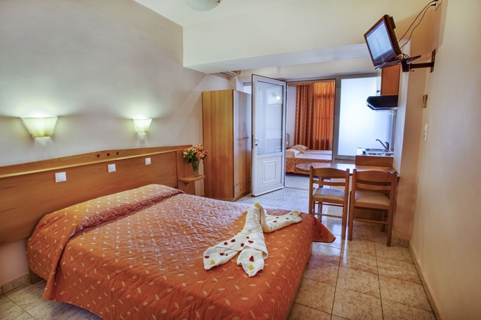 Imagen de la habitación del Hotel Ilios K Village Resort. Foto 7