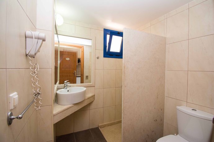 Imagen de la habitación del Hotel Ilios Malia Resort. Foto 15