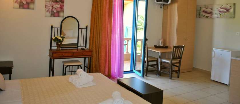 Imagen de la habitación del Hotel Iliovasilema. Foto 7