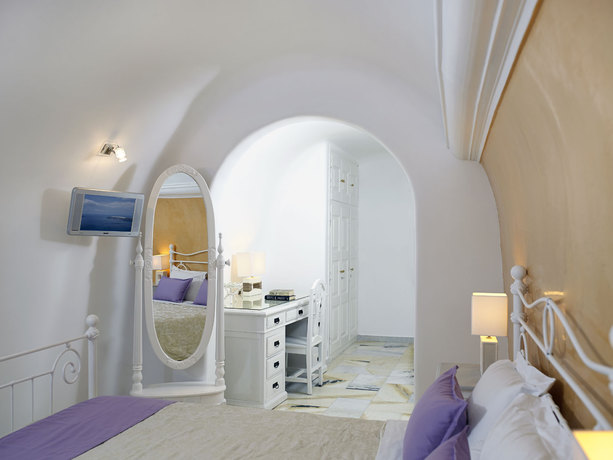 Imagen general del Hotel Iliovasilema Suites. Foto 14