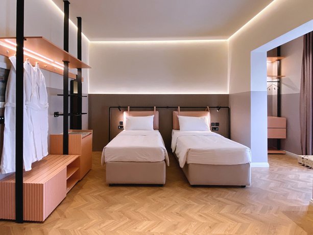 Imagen de la habitación del Hotel Iliria Boutique. Foto 15
