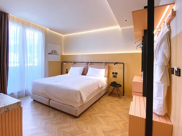 Imagen de la habitación del Hotel Iliria Boutique. Foto 16