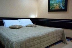 Imagen de la habitación del Hotel Iliria, Tirana. Foto 2
