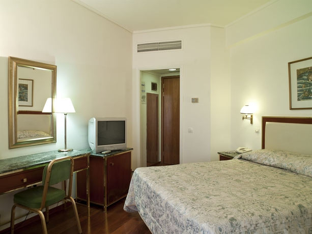 Imagen de la habitación del Hotel Ilisia Athens. Foto 11