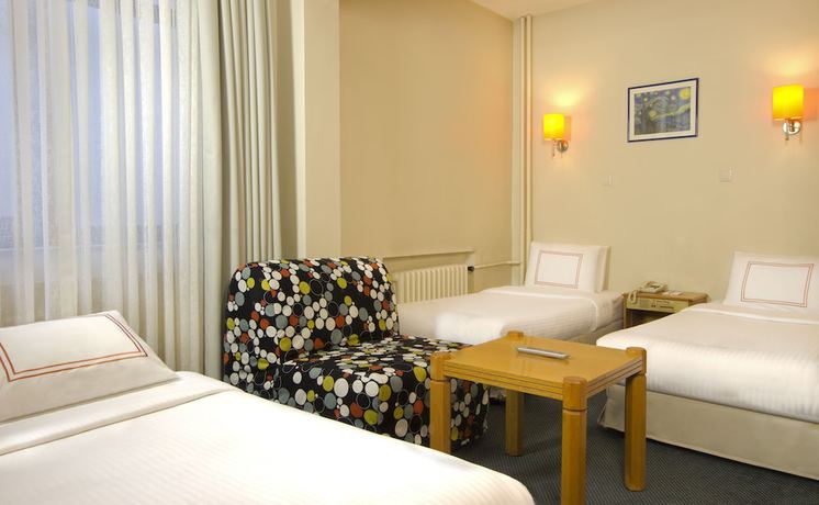 Imagen de la habitación del Hotel Ilkay. Foto 4