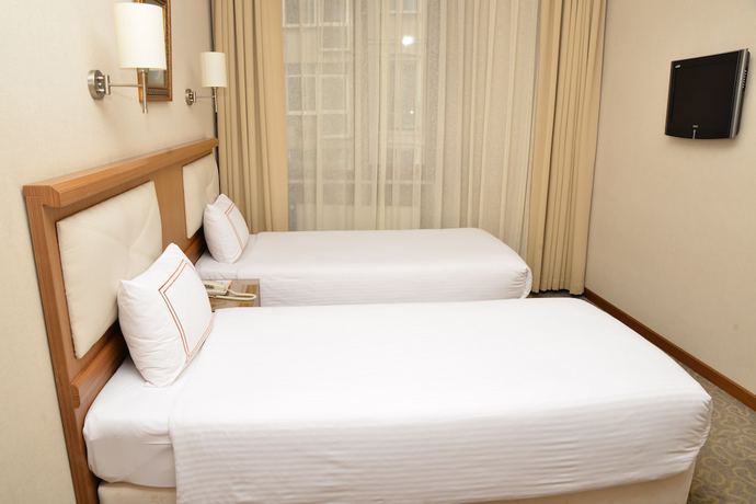 Imagen de la habitación del Hotel Ilkay. Foto 14