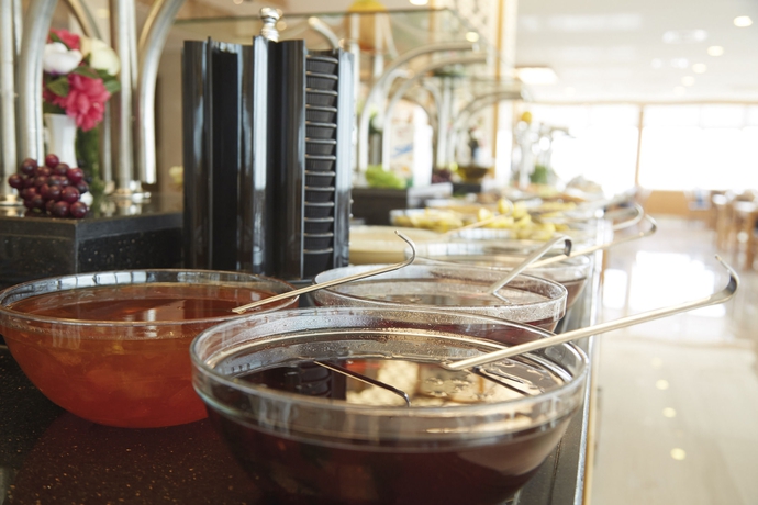 Imagen del bar/restaurante del Hotel Ilkbal Deluxe and Spa. Foto 5