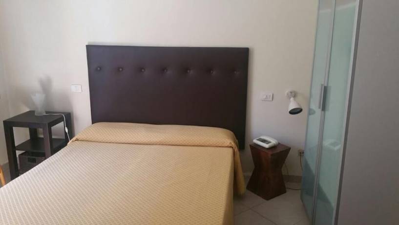 Imagen de la habitación del Hotel Illi. Foto 9