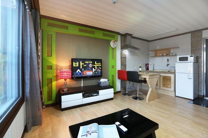 Imagen de la habitación del Hotel Illua Pension. Foto 7