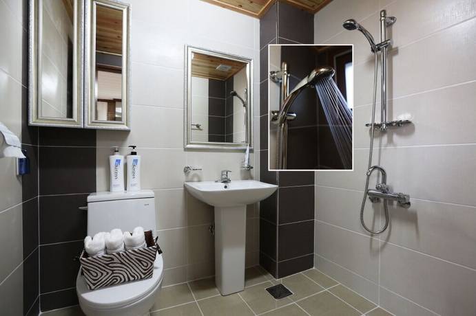 Imagen de la habitación del Hotel Illua Pension. Foto 17