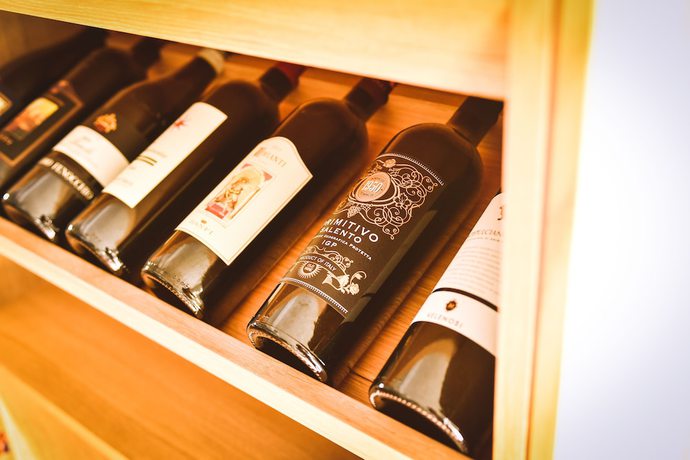 Imagen del bar/restaurante del Hotel Illyrian Boutique. Foto 7