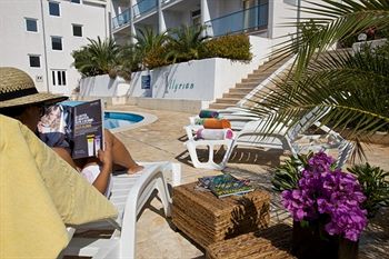 Imagen de la habitación del Hotel Illyrian Resort. Foto 5