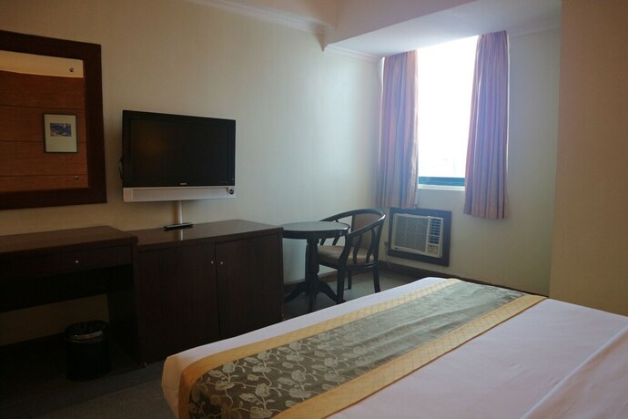 Imagen de la habitación del Hotel Iloilo Business. Foto 3