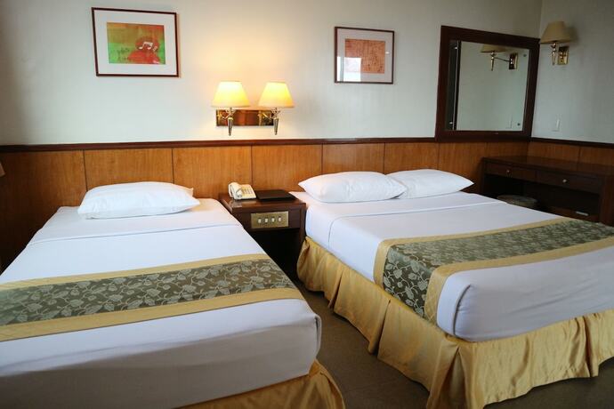 Imagen de la habitación del Hotel Iloilo Business. Foto 10