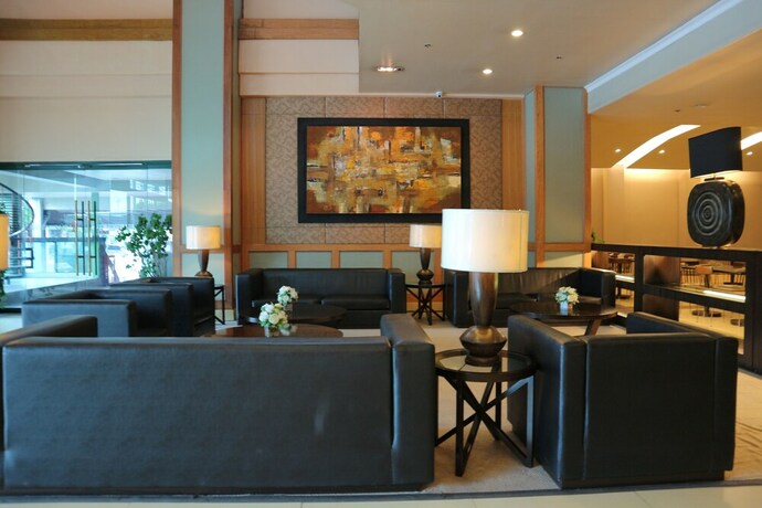 Imagen de los interiores del Hotel Iloilo Business. Foto 20