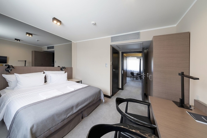 Imagen de la habitación del Hotel Ilonn. Foto 9