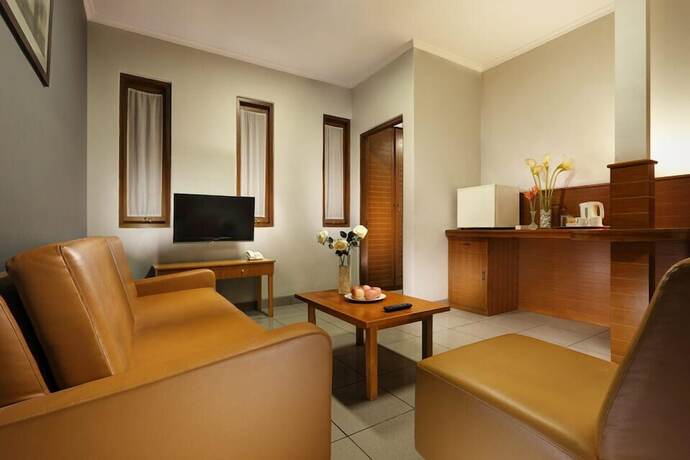 Imagen general del Hotel Ilos. Foto 13