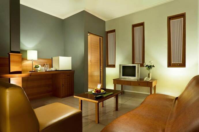 Imagen general del Hotel Ilos. Foto 15