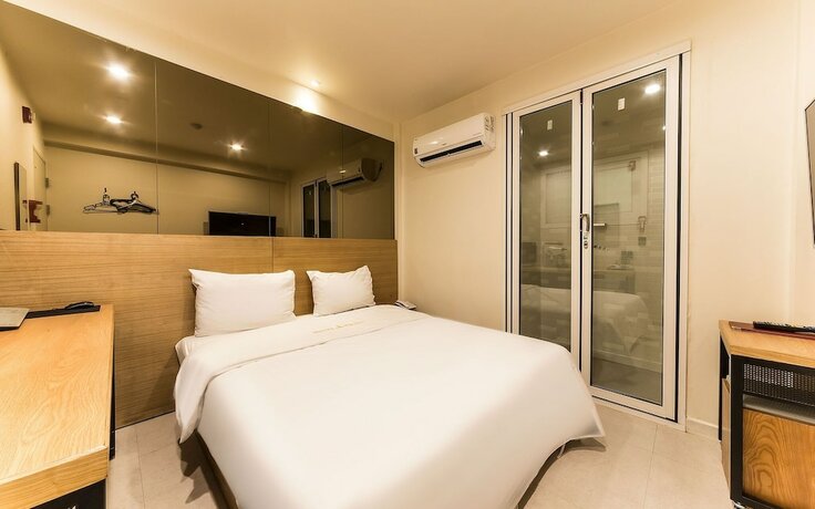 Imagen de la habitación del Hotel Ilsan Avantgarde. Foto 18
