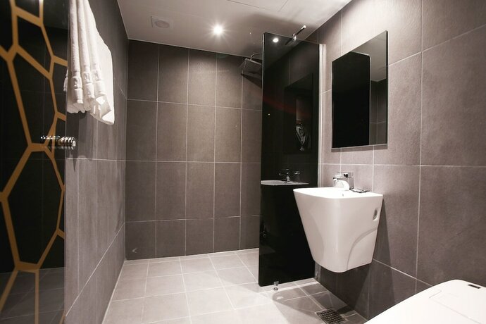 Imagen de la habitación del Hotel Ilsan La Tree. Foto 15