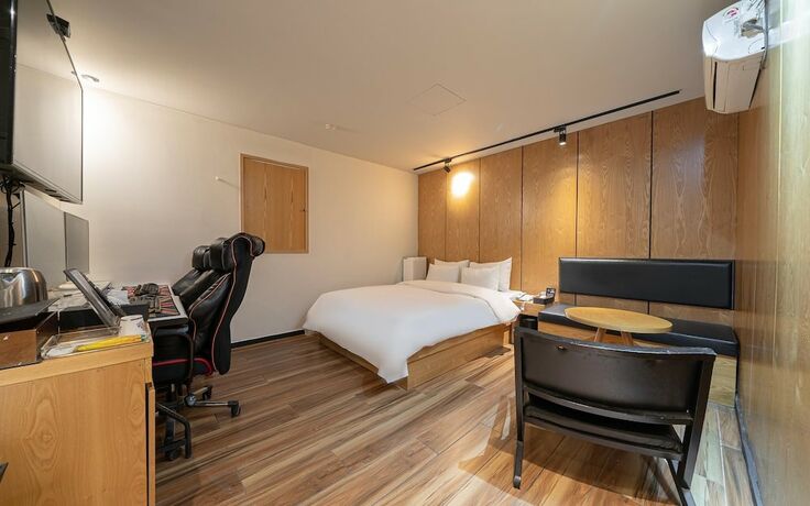 Imagen de la habitación del Hotel Ilsan La Tree. Foto 19