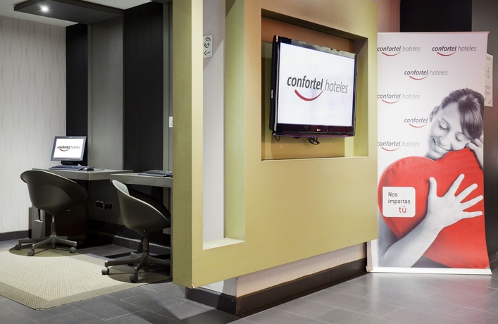 Imagen de los interiores del Hotel Ilunion Almirante. Foto 14