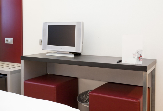 Imagen de la habitación del Hotel Ilunion Aqua 3. Foto 11