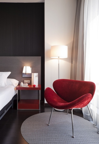 Imagen de los interiores del Hotel Ilunion Atrium. Foto 11