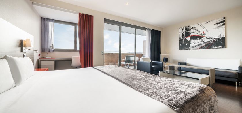 Imagen general del Hotel Ilunion Barcelona. Foto 3