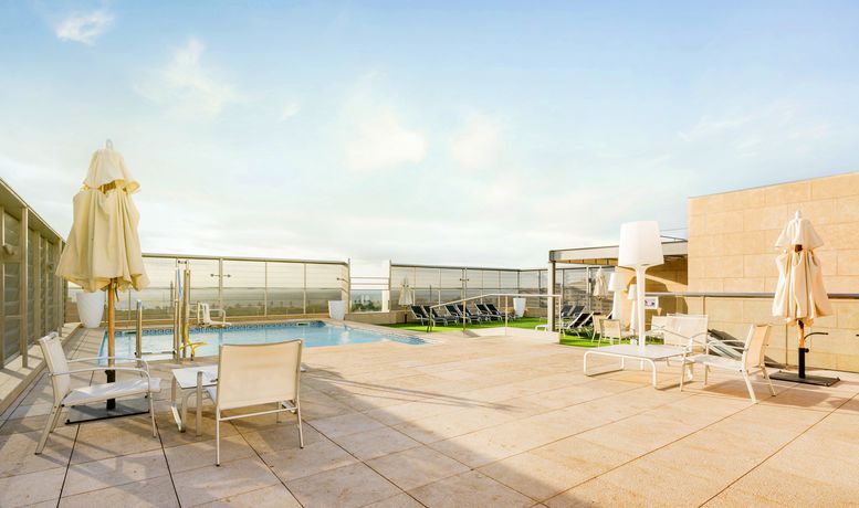 Imagen general del Hotel Ilunion Barcelona. Foto 11