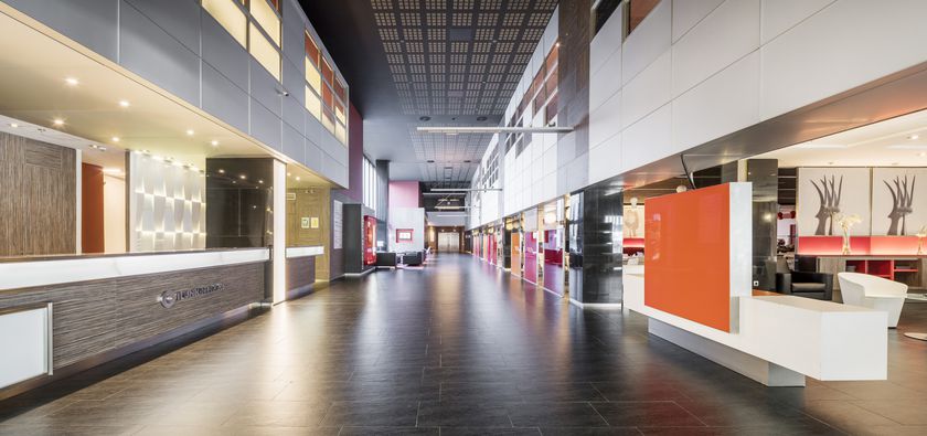 Imagen general del Hotel Ilunion Barcelona. Foto 12