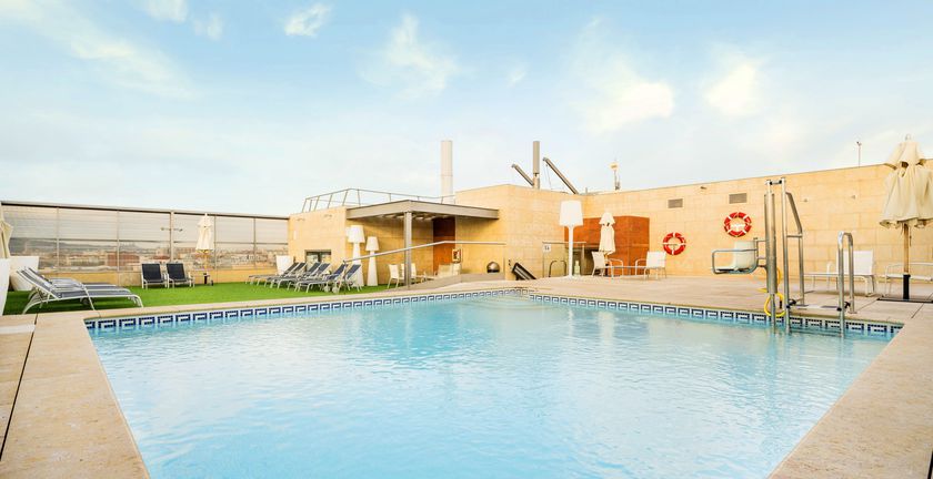 Imagen general del Hotel Ilunion Barcelona. Foto 13