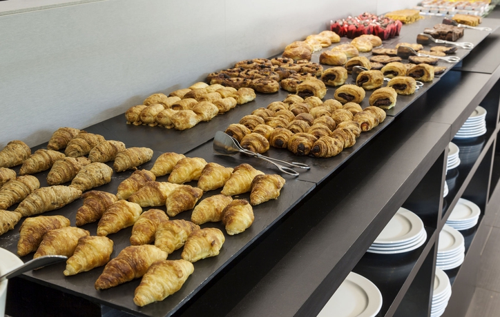 Imagen del bar/restaurante del Hotel Ilunion Bel Art. Foto 2