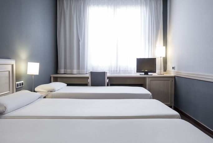 Imagen de la habitación del Hotel Ilunion Bel Art. Foto 12