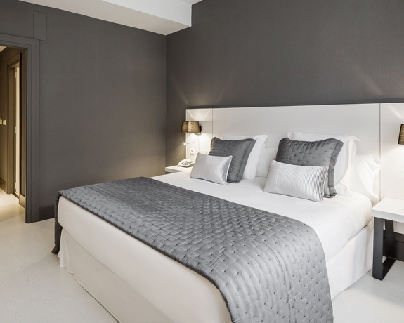 Imagen de la habitación del Hotel Ilunion Bilbao. Foto 11