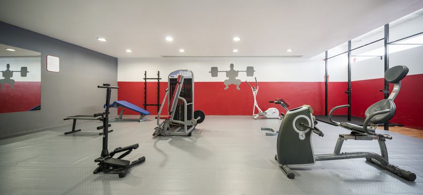 Imagen de los interiores del Hotel Ilunion Calas de Conil. Foto 13