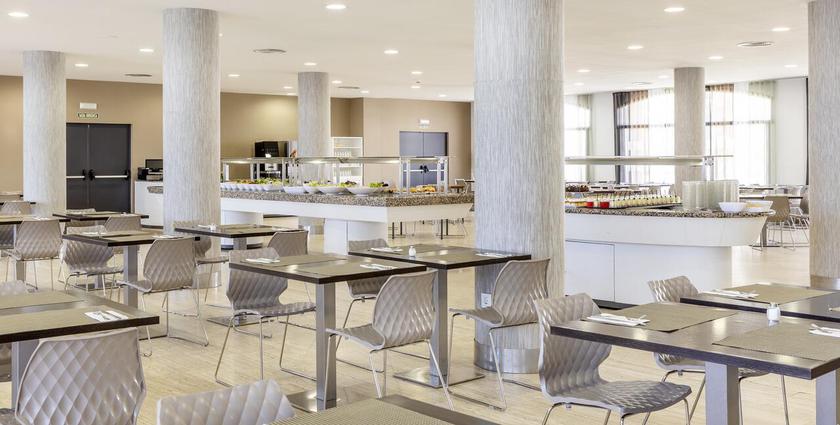 Imagen general del Hotel Ilunion Islantilla. Foto 15