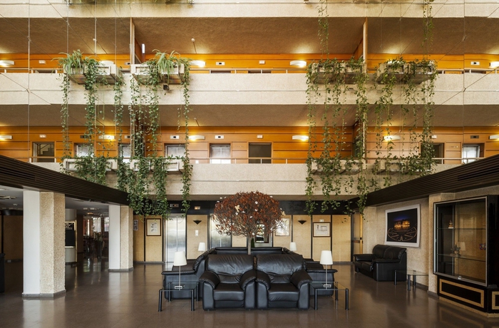 Imagen de los interiores del Hotel Ilunion Las Lomas. Foto 13