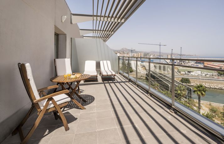 Imagen general del Hotel Ilunion Malaga. Foto 4