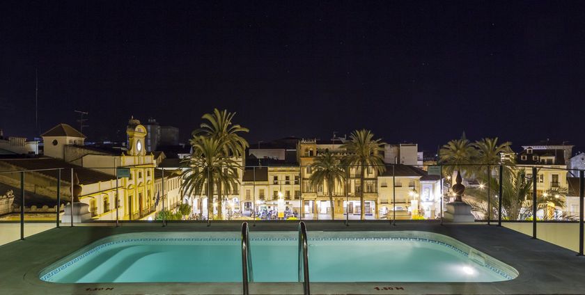 Imagen general del Hotel Ilunion Merida Palace. Foto 5