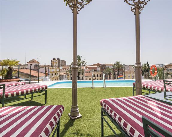 Imagen de los interiores del Hotel Ilunion Merida Palace. Foto 17