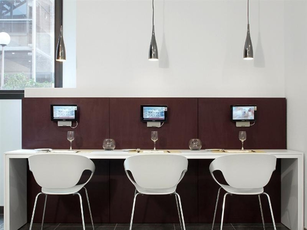 Imagen general del Hotel Ilunion Romareda. Foto 5