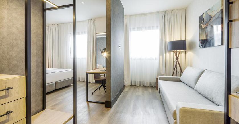 Imagen de la habitación del Hotel Ilunion San Mamés. Foto 10