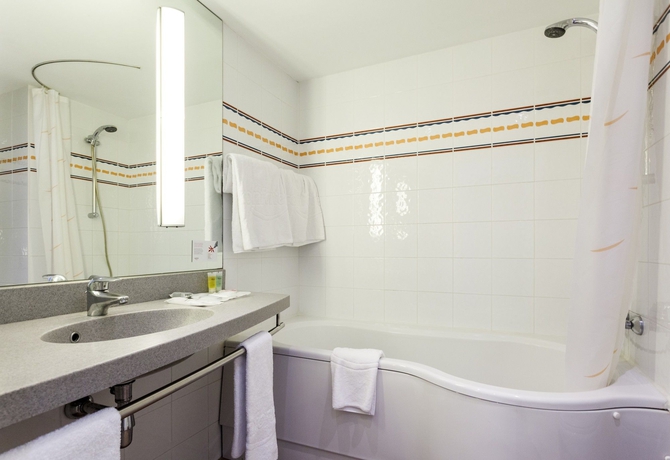 Imagen de la habitación del Hotel Ilunion Valencia 4. Foto 12