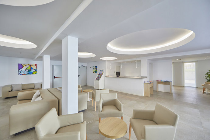 Imagen de los interiores del Hotel Ilusion Moreyo - Adults Only. Foto 43