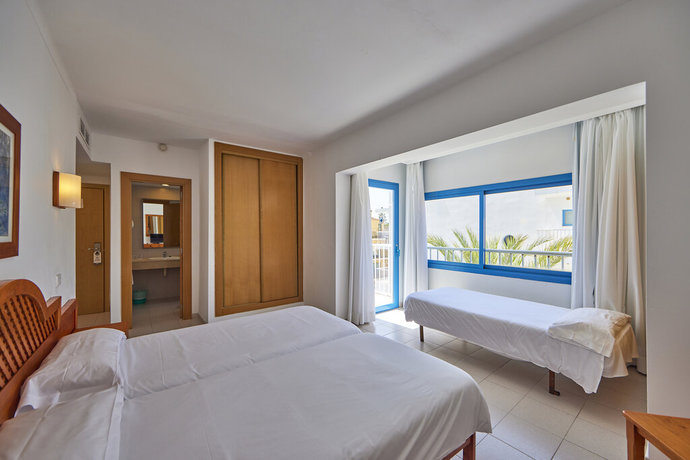 Imagen de la habitación del Hotel Ilusion Vista Blava. Foto 10