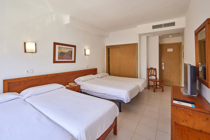 Imagen de la habitación del Hotel Ilusion Vista Blava. Foto 12