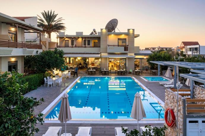 Imagen general del Hotel Ilyssion Holidays Apartments & Studios. Foto 3