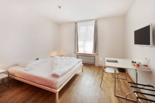 Imagen de la habitación del Hotel Im Schlosspark, Basilea. Foto 9